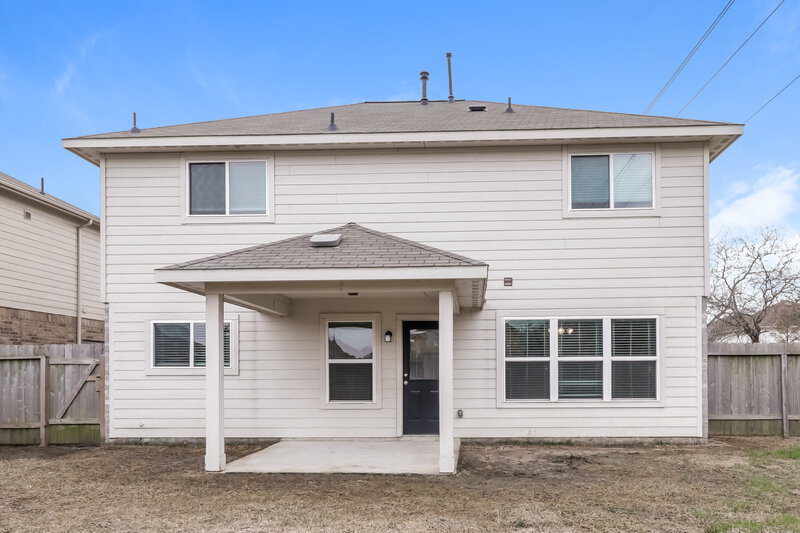 1,910/Mo, 13203 Alderfield Rd Houston, TX 77044 Rear View