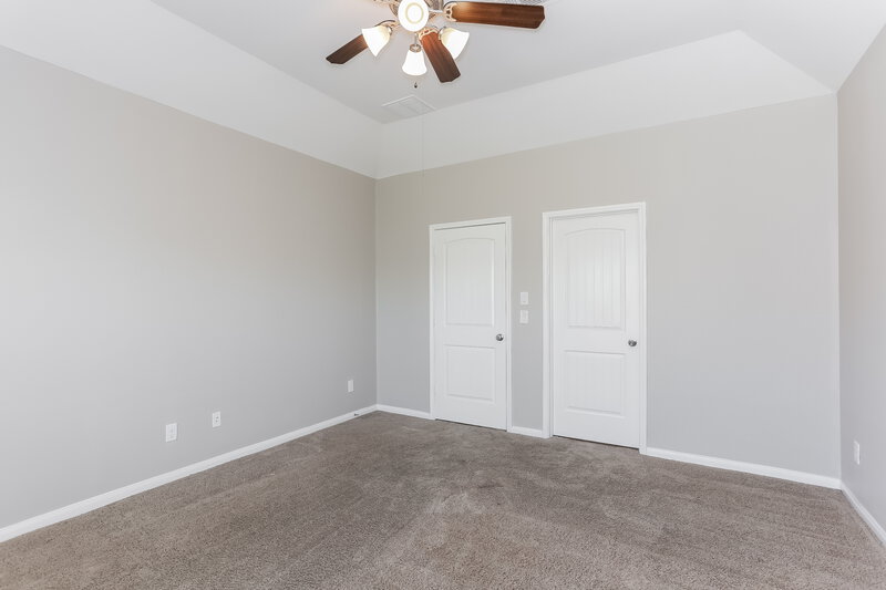 2,335/Mo, 13219 Adolpho Dr Houston, TX 77044 Main Bedroom View 2