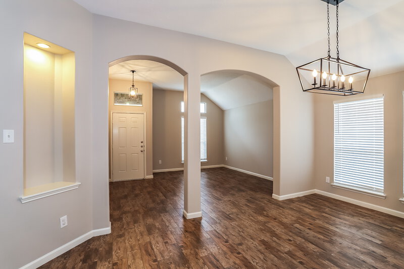 2,115/Mo, 903 Blair Field Ln Fresno, TX 77545 Living Room View