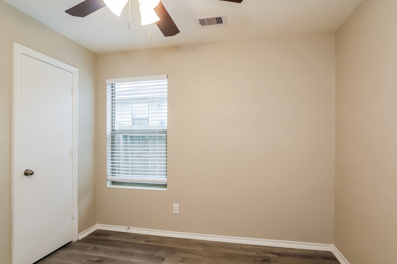 1,700/Mo, 801 Lovebug Ln Conroe, TX 77301 Bedroom View