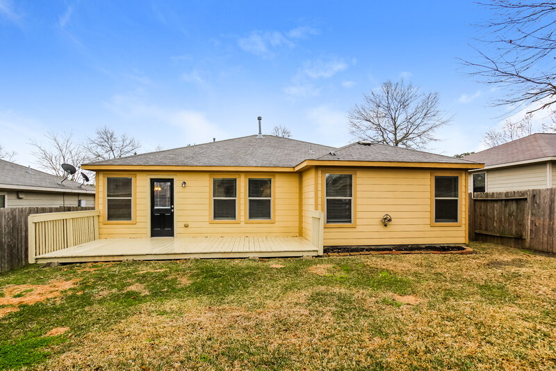 1,700/Mo, 801 Lovebug Ln Conroe, TX 77301 Rear View