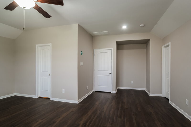 2,200/Mo, 10302 Urban Oak Trl Houston, TX 77044 Bedroom View 2
