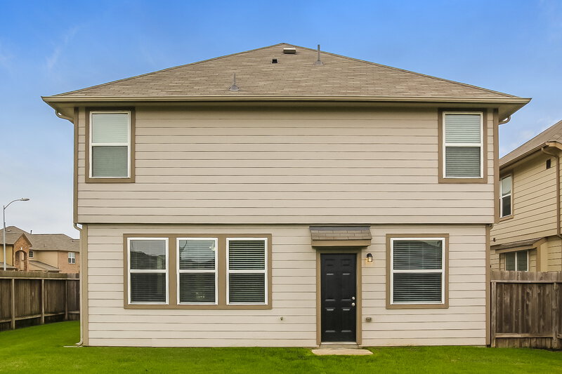2,200/Mo, 10302 Urban Oak Trl Houston, TX 77044 Rear View