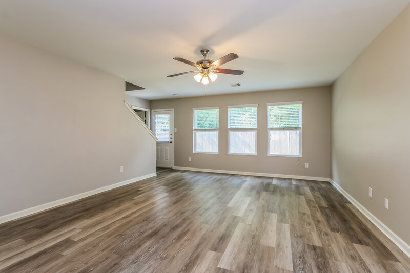 1,940/Mo, 9969 Kingfisher Dr Conroe, TX 77385 Living Room View