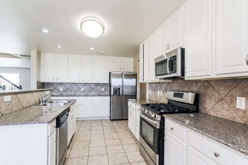2,380/Mo, 6418 Gardenspring Brook Ln Spring, TX 77379 Kitchen View