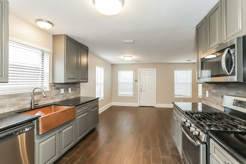 2,645/Mo, 9306 Bowmore Ct Houston, TX 77095 Kitchen View