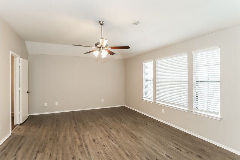 2,645/Mo, 9306 Bowmore Ct Houston, TX 77095 Main Bedroom View