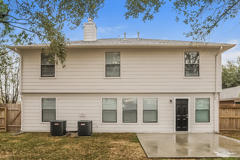 2,645/Mo, 9306 Bowmore Ct Houston, TX 77095 Rear View
