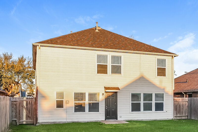 2,170/Mo, 2018 Greensford Ct Houston, TX 77049 Rear View