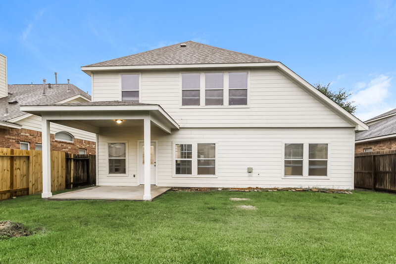 2,220/Mo, 12927 Pine Woods St Tomball, TX 77375 Rear View
