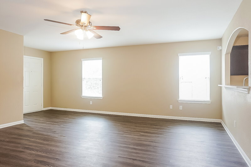 2,075/Mo, 3303 Creole Bay Ln Rosenberg, TX 77471 Living Room View