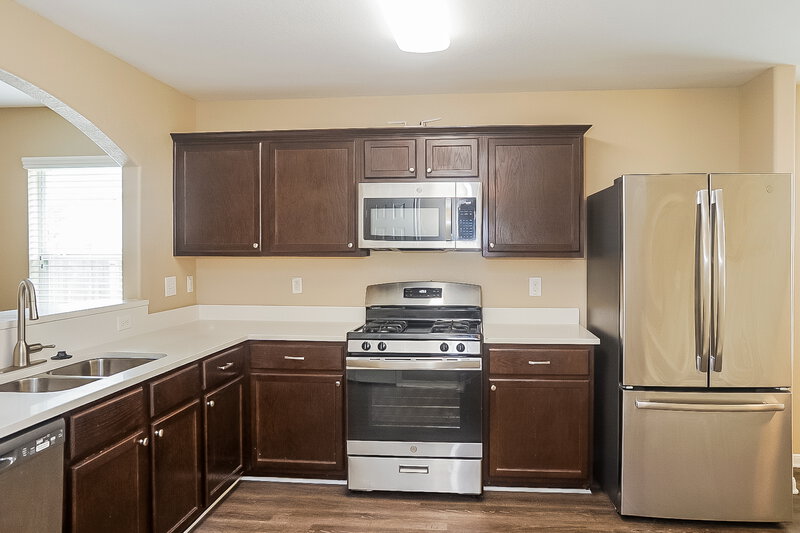 2,075/Mo, 3303 Creole Bay Ln Rosenberg, TX 77471 Kitchen View