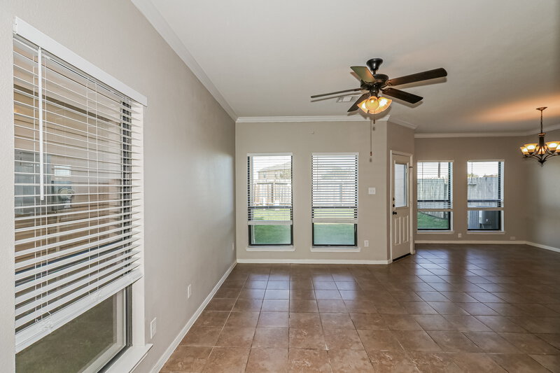 1,870/Mo, 6622 Honey Harvest Ln Houston, TX 77084 Living Room View