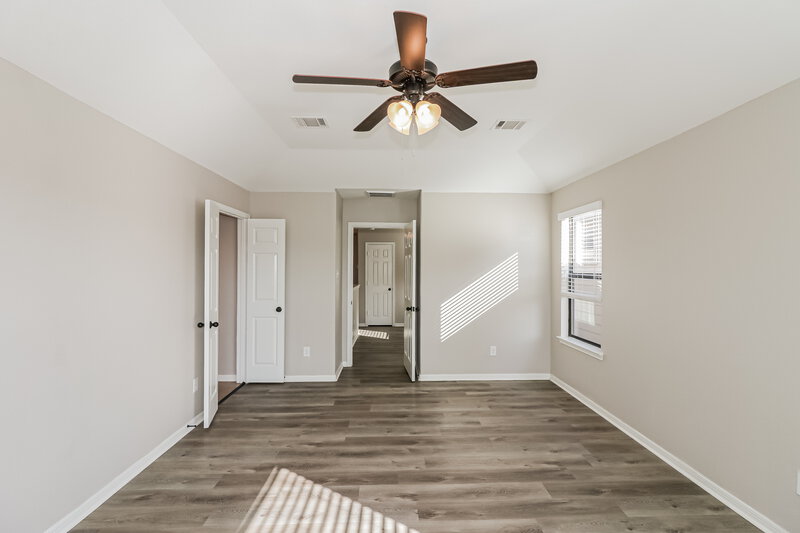 1,870/Mo, 6622 Honey Harvest Ln Houston, TX 77084 Main Bedroom View 2