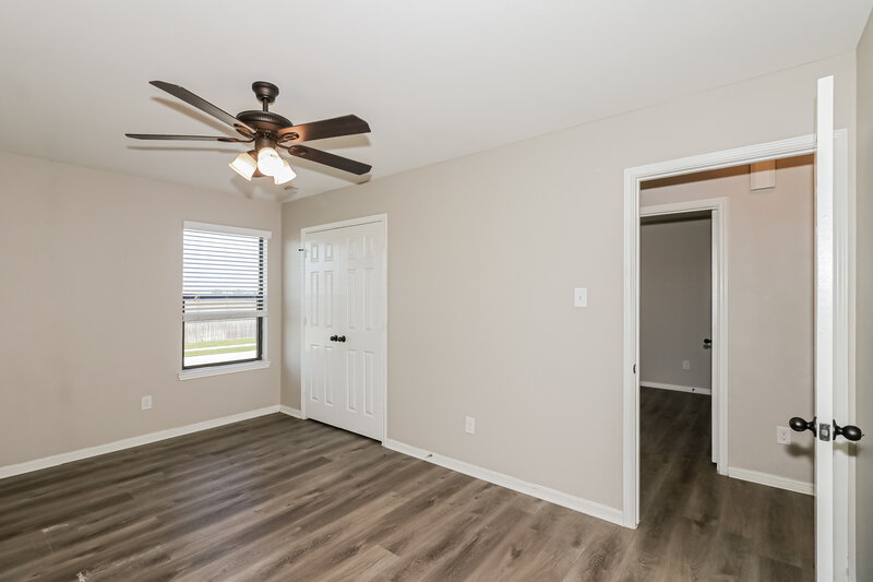 1,870/Mo, 6622 Honey Harvest Ln Houston, TX 77084 Bedroom View