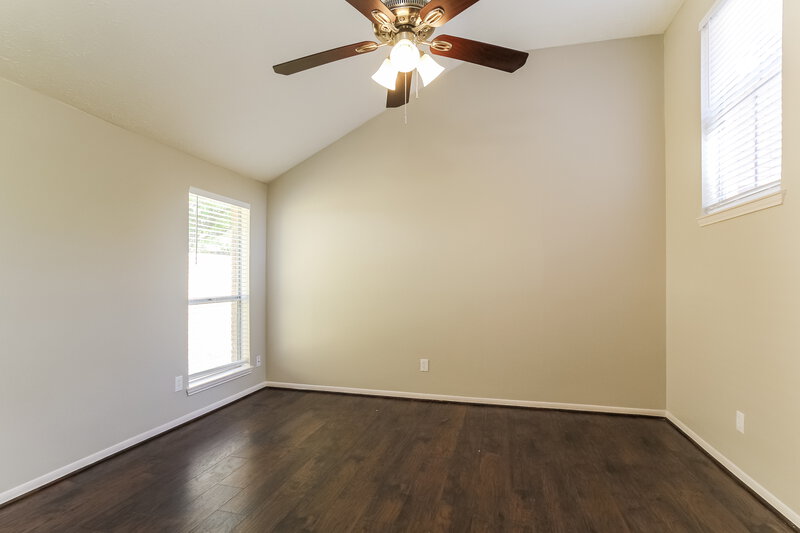 2,125/Mo, 1930 Pincher Creek Dr Spring, TX 77386 Main Bedroom View