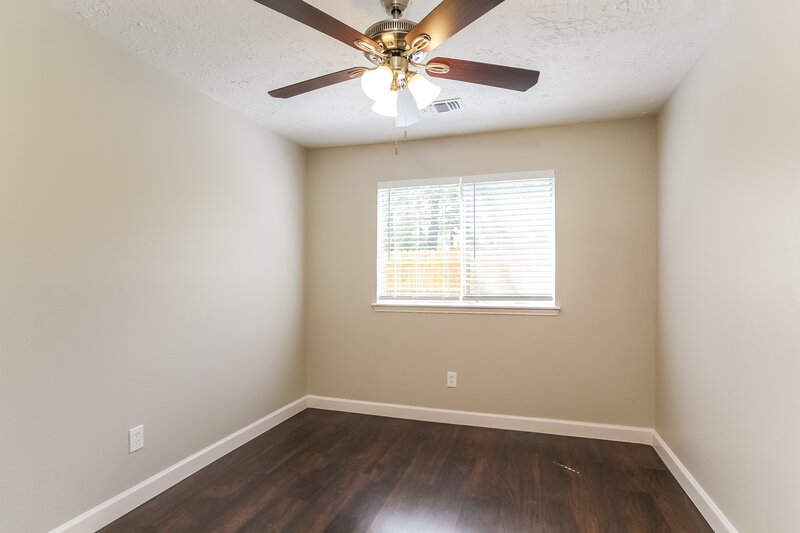 2,125/Mo, 1930 Pincher Creek Dr Spring, TX 77386 Bedroom View 3