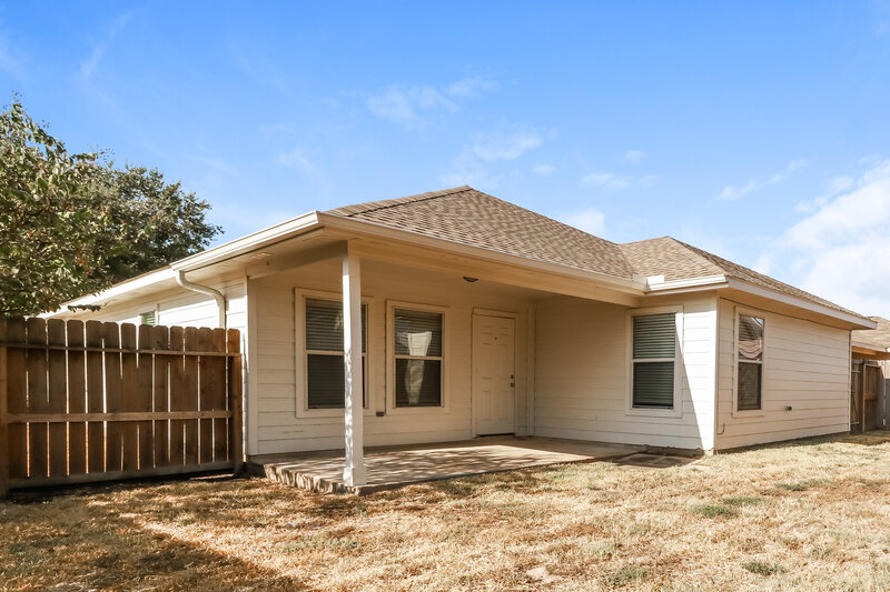 1,880/Mo, 11002 Northam Dr Tomball, TX 77375 Rear View