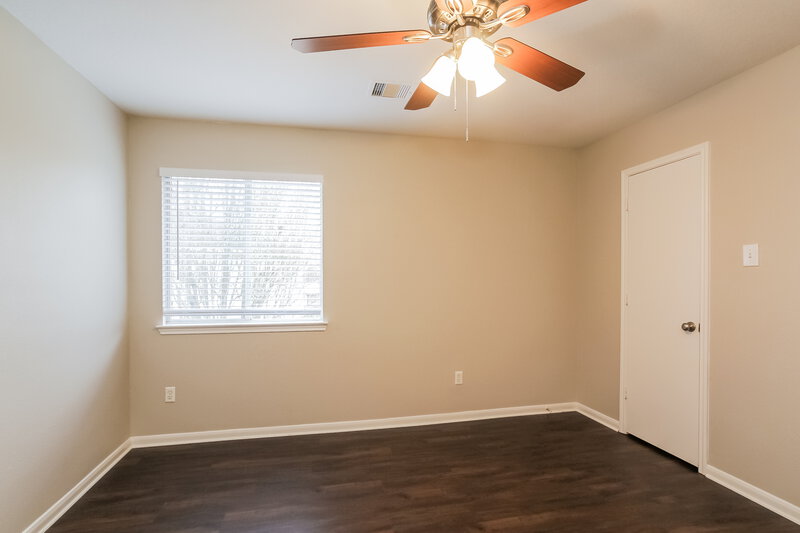 2,435/Mo, 23111 Postwood Oaks Dr Spring, TX 77373 Bedroom View