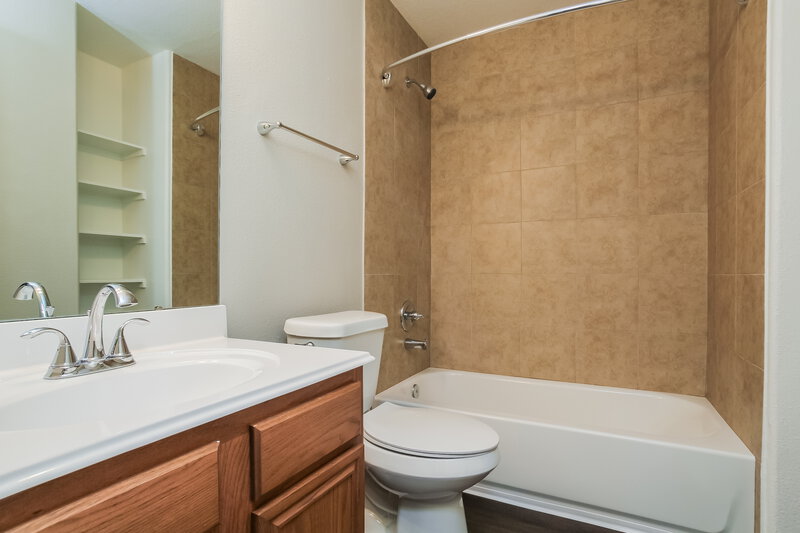 2,435/Mo, 23111 Postwood Oaks Dr Spring, TX 77373 Bathroom View