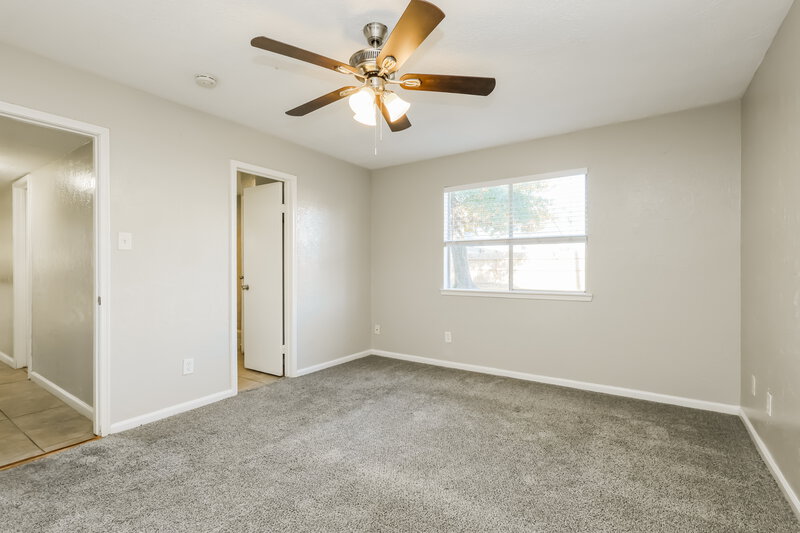 1,675/Mo, 2823 Forestbrook Dr Spring, TX 77373 Main Bedroom View 2