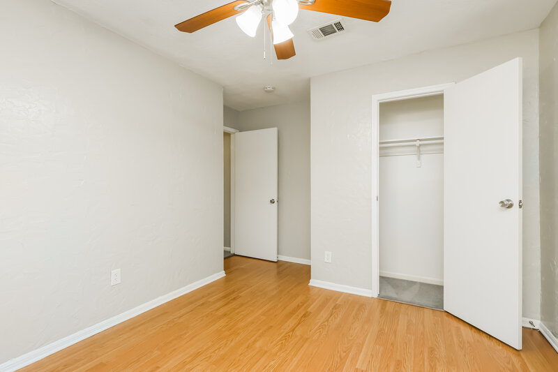 1,675/Mo, 2823 Forestbrook Dr Spring, TX 77373 Bedroom View