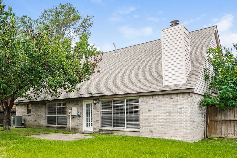 2,190/Mo, 3542 Lindenfield Dr Katy, TX 77449 Rear View 2