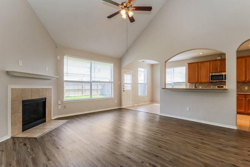 2,090/Mo, 4939 Forest Hurst Dr Spring, TX 77373 Living Room View 3