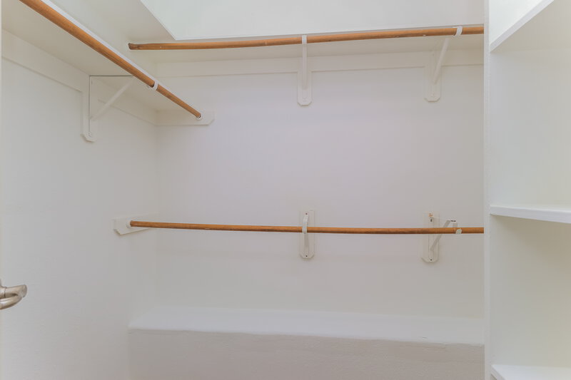 2,090/Mo, 4939 Forest Hurst Dr Spring, TX 77373 Walk In Closet View