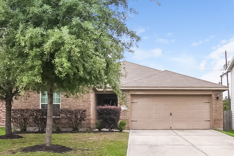 2,005/Mo, 2012 Lost Pine Ct Conroe, TX 77304 External View