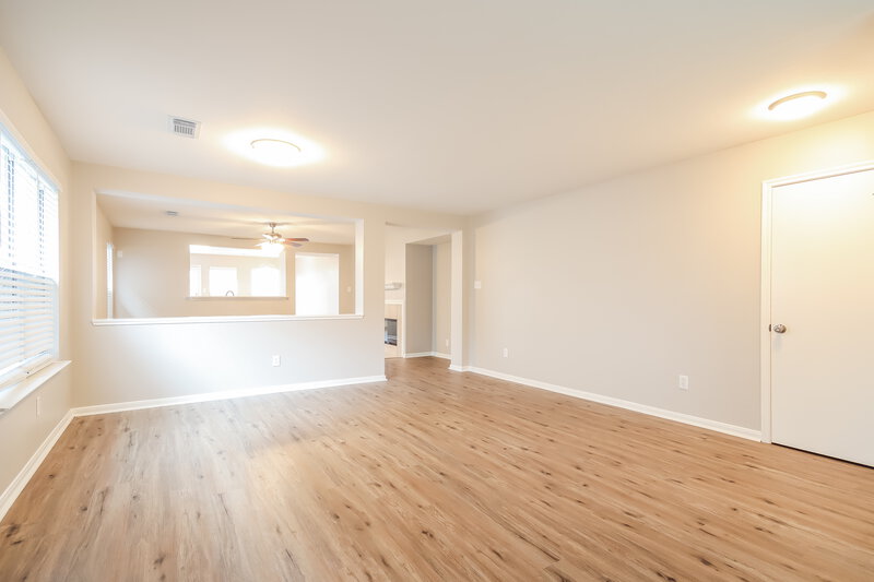 1,980/Mo, 21007 Harvest Terrace Ln Spring, TX 77379 Living Room View