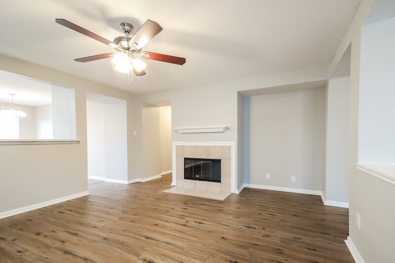 1,980/Mo, 21007 Harvest Terrace Ln Spring, TX 77379 Living Room View 3