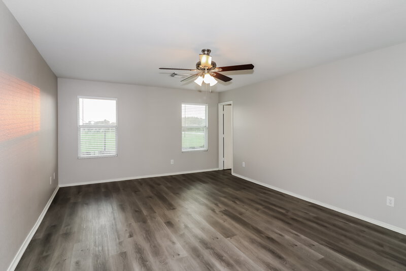 2,050/Mo, 5018 Oak Briar Ln Richmond, TX 77469 Main Bedroom View