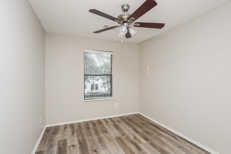 1,970/Mo, 19515 Rocky Bank Dr Tomball, TX 77375 Bedroom View