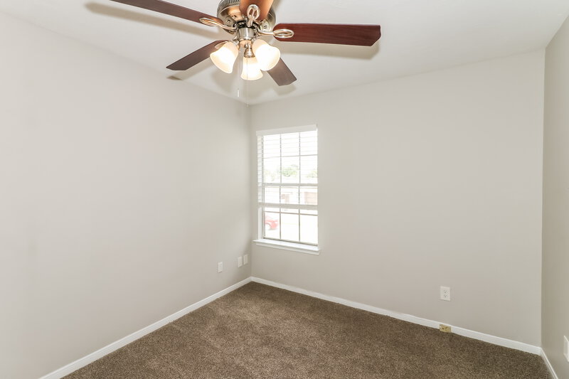 1,750/Mo, 15224 Tayport Ln Channelview, TX 77530 Bedroom View 3