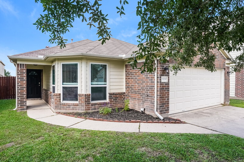 1,780/Mo, 7223 Fox Scene Dr Humble, TX 77338 Side View