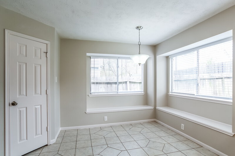 1,965/Mo, 279 Indian Falls S Montgomery, TX 77316 Breakfast Nook View