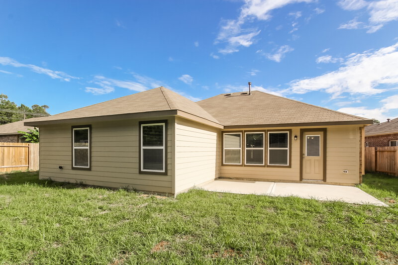 1,805/Mo, 15108 Meadow Gln S Conroe, TX 77306 Rear View