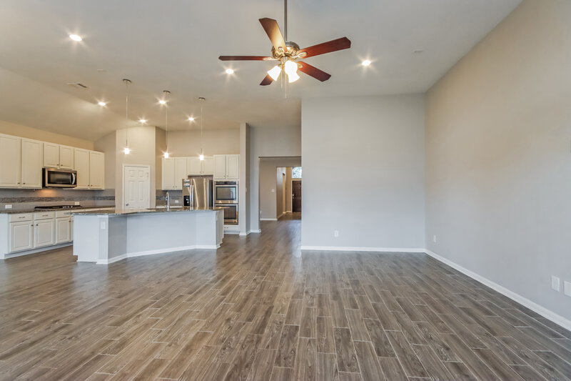 2,510/Mo, 5839 Rivergrove Park Dr Humble, TX 77346 Living Room View 2