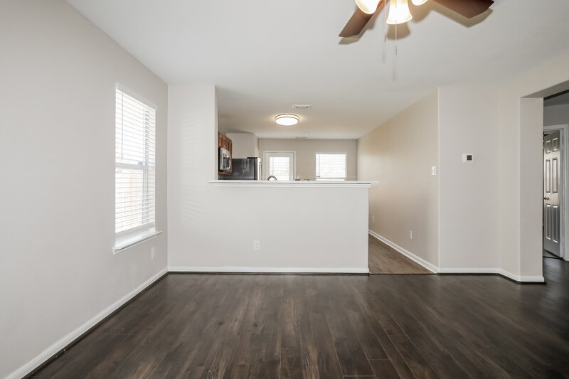 1,790/Mo, 6522 Winter Mountain Ln Spring, TX 77379 Living Room View