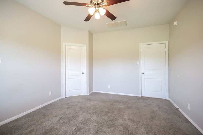 0/Mo, 138 Pequin Rd Crosby, TX 77532 Main Bedroom View