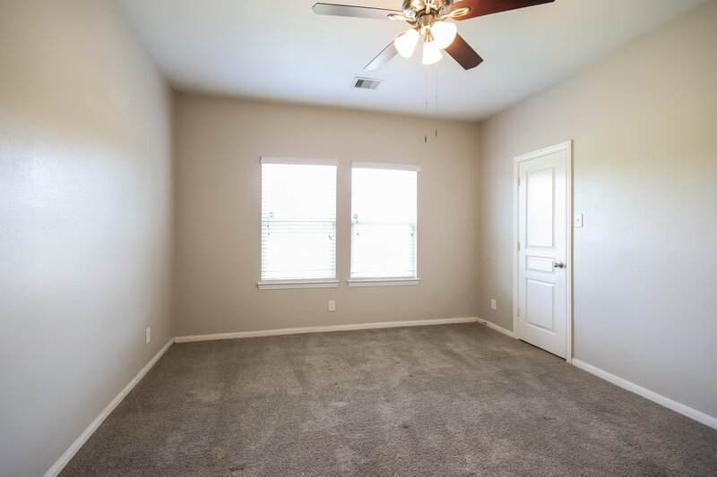 0/Mo, 138 Pequin Rd Crosby, TX 77532 Main Bedroom View 2