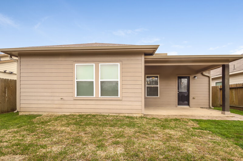 1,860/Mo, 138 Pequin Rd Crosby, TX 77532 Rear View