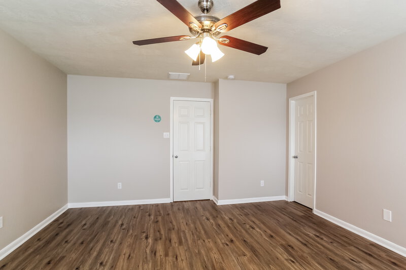 1,695/Mo, 8138 Sanders Glen Ln Humble, TX 77338 Main Bedroom View 2