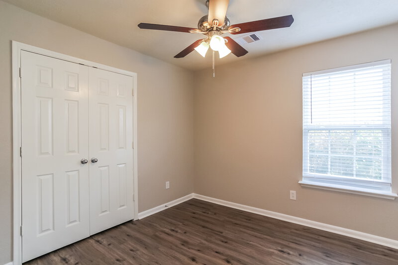 1,695/Mo, 8138 Sanders Glen Ln Humble, TX 77338 Bedroom View 2