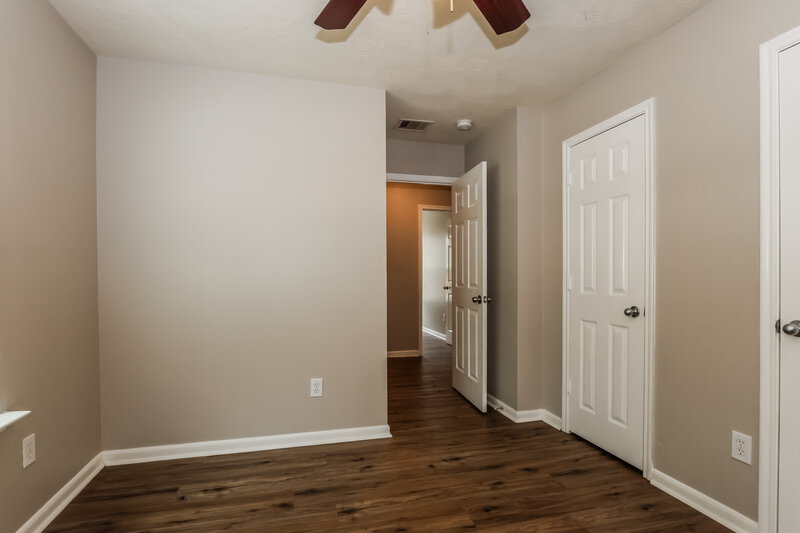 1,865/Mo, 8138 Sanders Glen Ln Humble, TX 77338 Bedroom View 2
