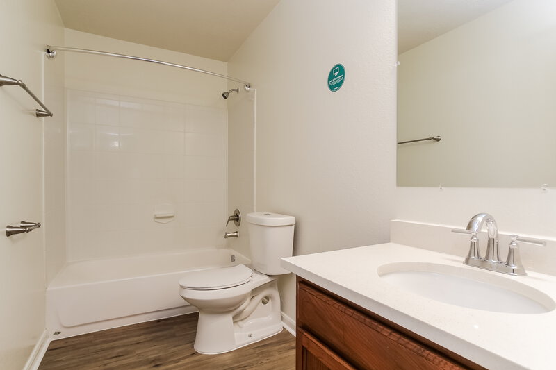 1,695/Mo, 8138 Sanders Glen Ln Humble, TX 77338 Bathroom View