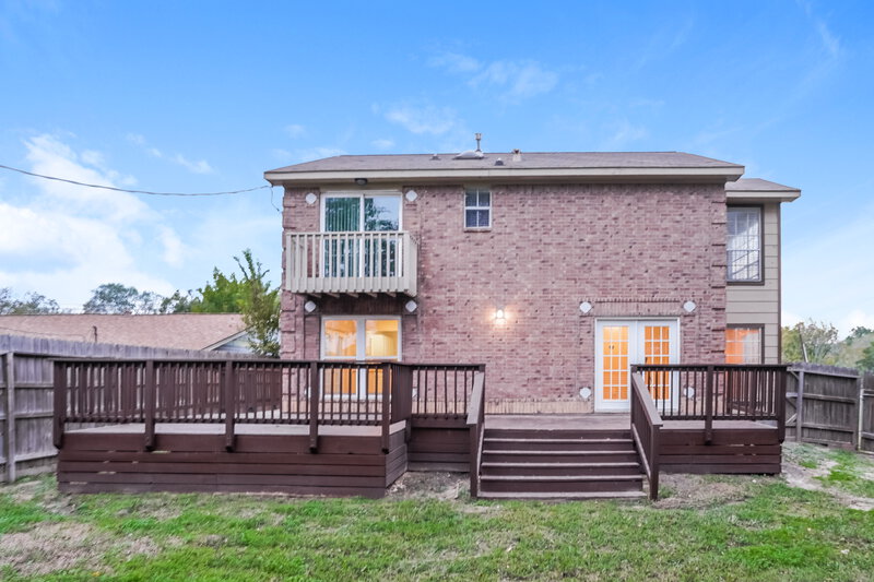 2,405/Mo, 3304 Glastonbury Dr Pearland, TX 77581 Rear View