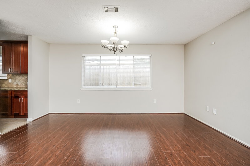 1,800/Mo, 3331 Boxelder Dr Houston, TX 77082 Dining Room View