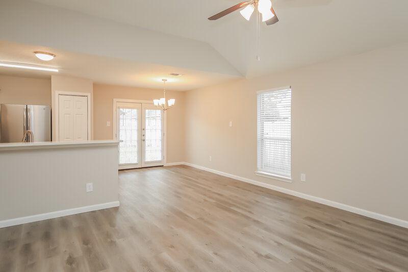 1,885/Mo, 5341 Tallowwood Terrace Katy, TX 77493 Living Room View 3